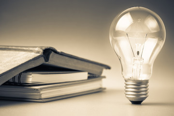 大学生国家补助金什么时候发/2020年大学生补助金什么时候发放